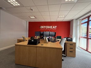 Oaktree Pl, Exeter to rent Interior Photo- Image 2 of 6