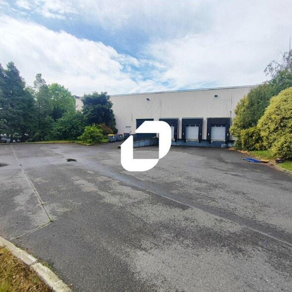 Light Industrial in Créteil to rent - Building Photo - Image 3 of 6
