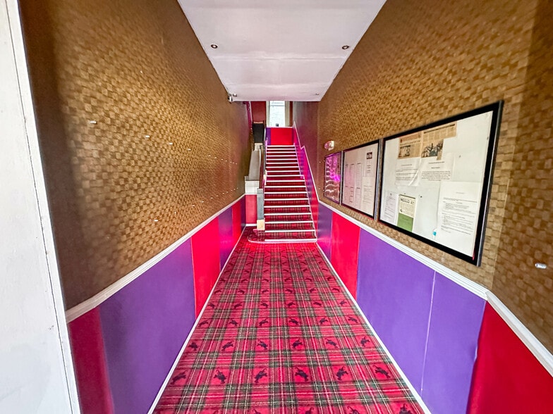 56-64 Bridge St, Aberdeen for sale - Interior Photo - Image 2 of 25