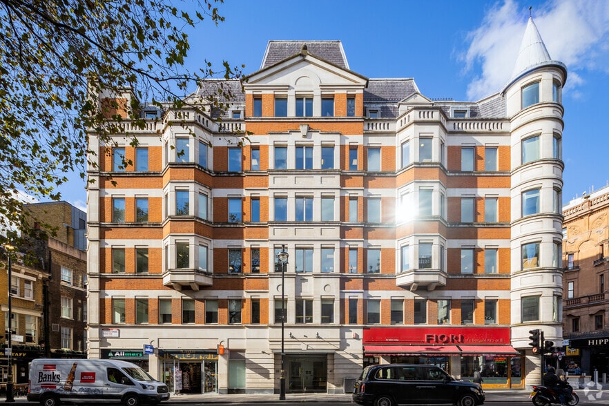 39-41 Charing Cross Rd, London to rent - Building Photo - Image 3 of 3