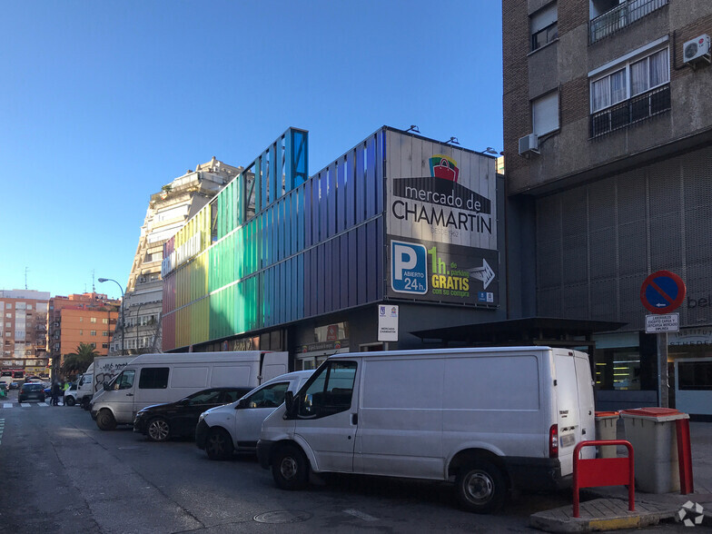 Calle De Bolivia, 9, Madrid, Madrid for sale - Building Photo - Image 2 of 2