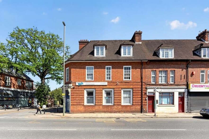 111 Queens Rd, Weybridge for sale - Building Photo - Image 1 of 3