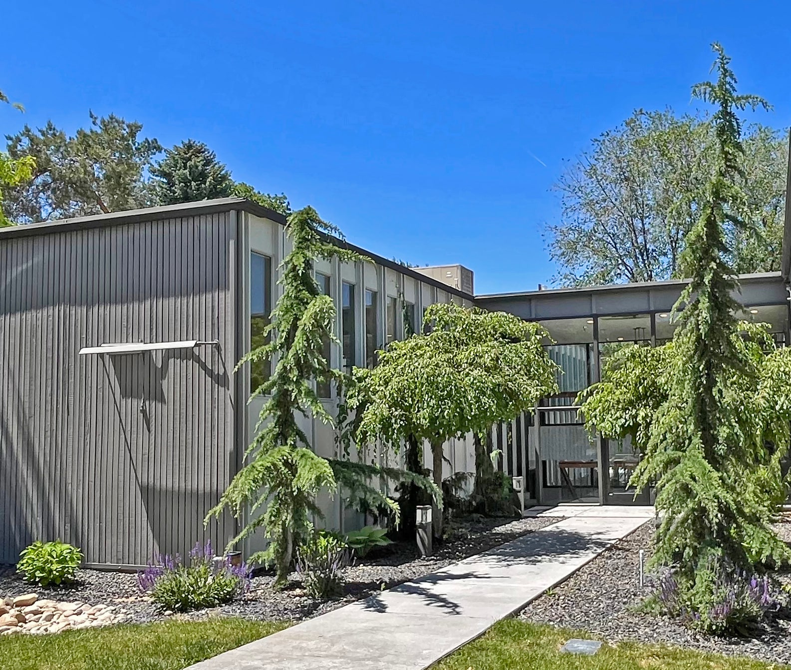 9777 W Chinden Blvd, Garden City, ID for sale Building Photo- Image 1 of 1