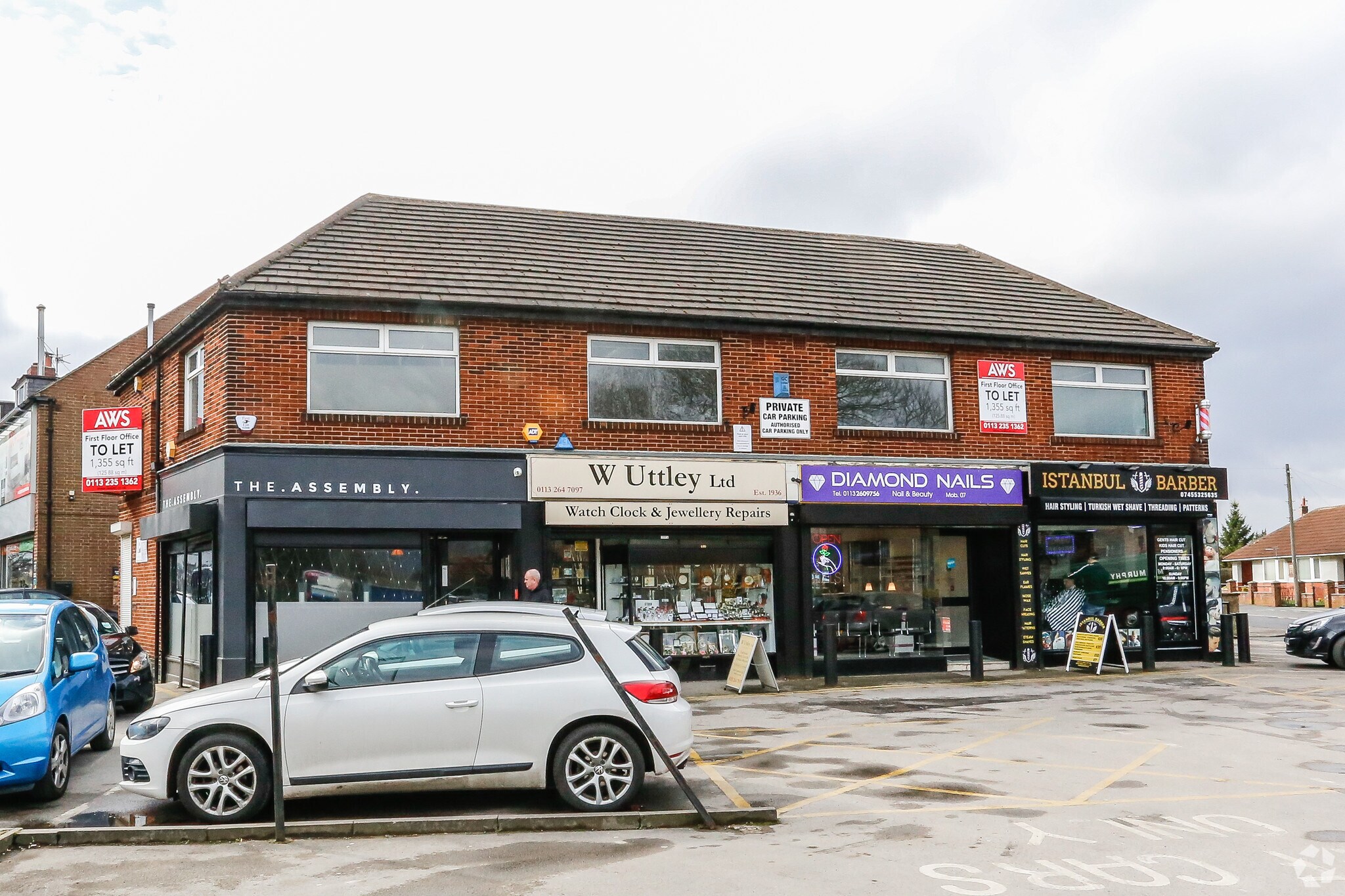 1-4 Terminus Para, Leeds for sale Primary Photo- Image 1 of 1