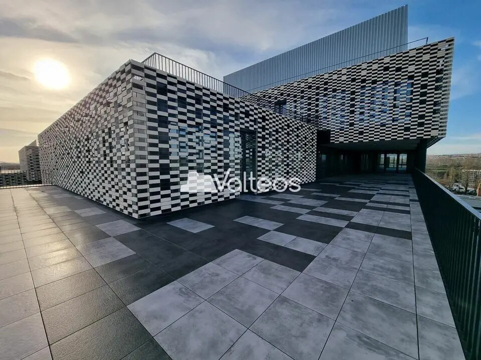 Office in Labège to rent Building Photo- Image 1 of 8