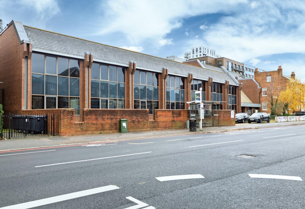 104-112 Oxford Rd, Reading for sale Primary Photo- Image 1 of 1