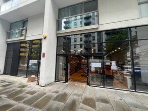38 Lanterns Way, London to rent Interior Photo- Image 1 of 16