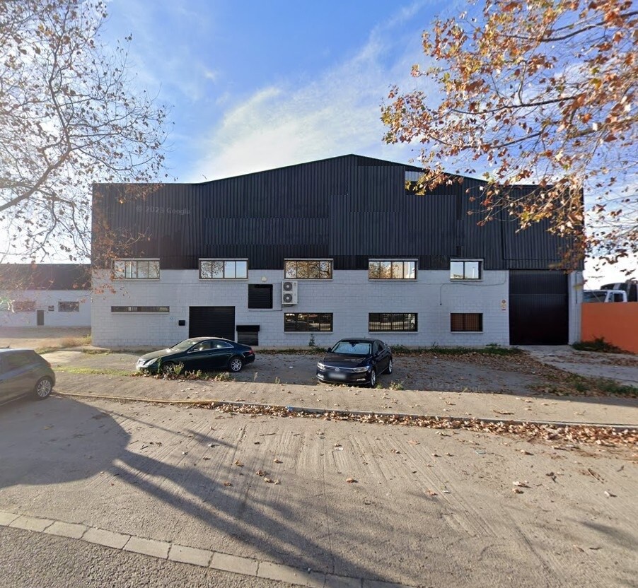 Industrial in Paiporta, Valencia to rent Primary Photo- Image 1 of 12