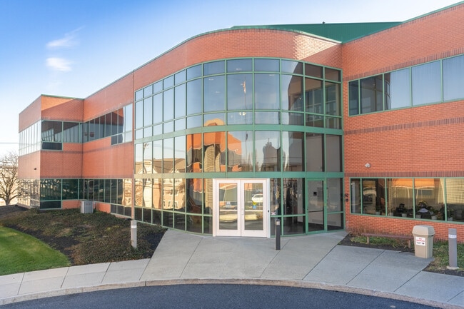 More details for 100 Corporate Center Dr, Camp Hill, PA - Office for Sale