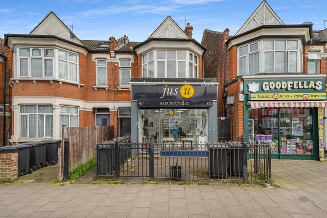 More details for 452 Green Lanes, Palmers Green, London - Retail for Sale