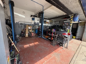 122 Westhead Road, Leyland to rent Interior Photo- Image 2 of 4