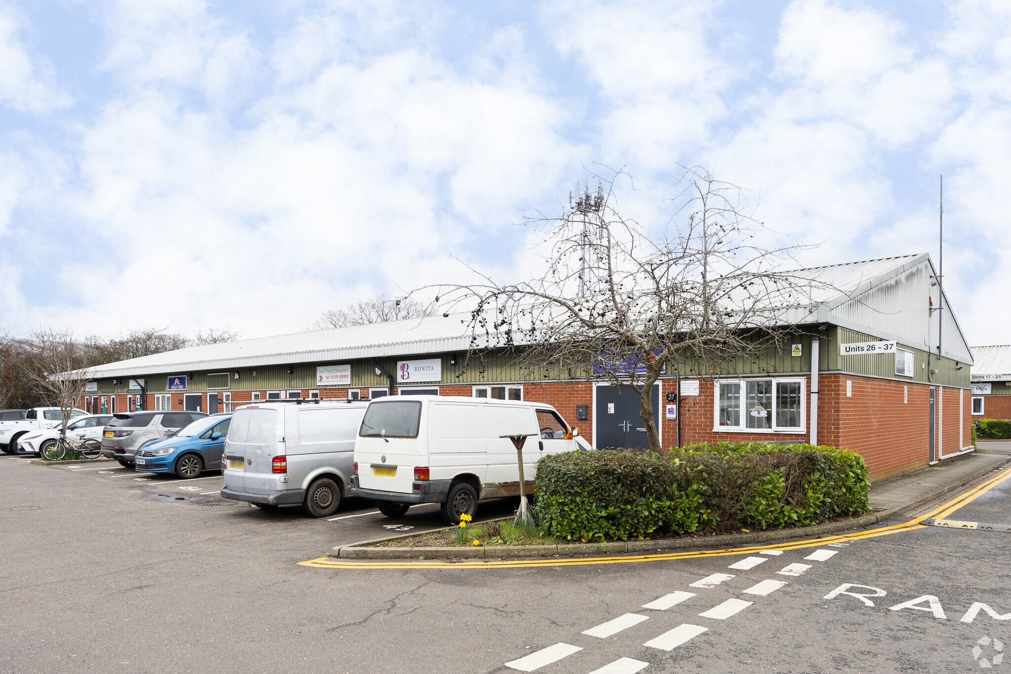 Units 17-37 Springwood Dr, Braintree for sale Building Photo- Image 1 of 1