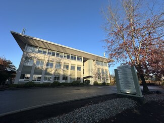 More details for 6351 197th St, Langley, BC - Office for Sale