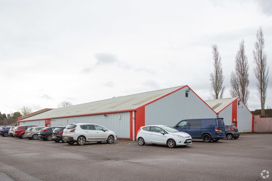 114 Lindon Rd, Walsall to rent - Building Photo - Image 2 of 2