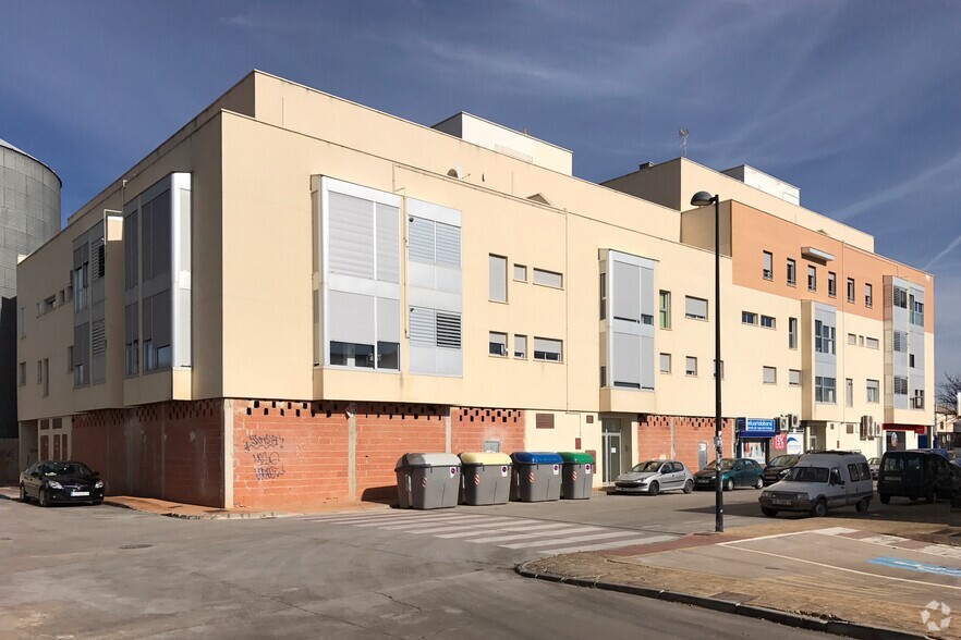 Avenida Jardines De La Estación, 2, Quintanar de la Orden, Toledo for sale - Building Photo - Image 2 of 3