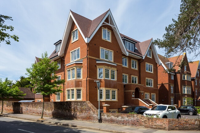 More details for 66 New Dover Rd, Canterbury - Build-to-Rent for Sale