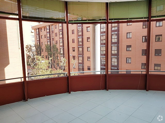 Office in Madrid, Madrid to rent Interior Photo- Image 1 of 6