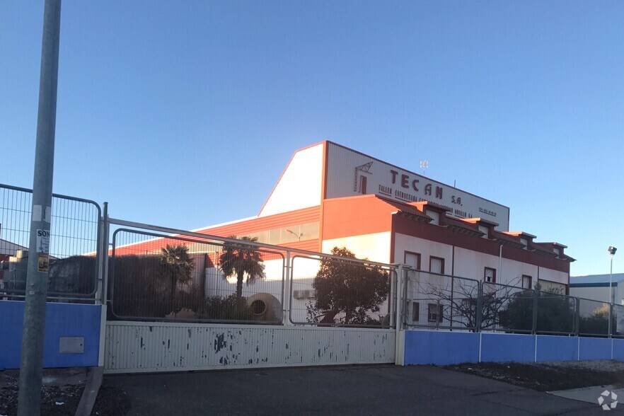 Calle Chaparral, 4, Villacañas, Toledo to rent - Building Photo - Image 2 of 15