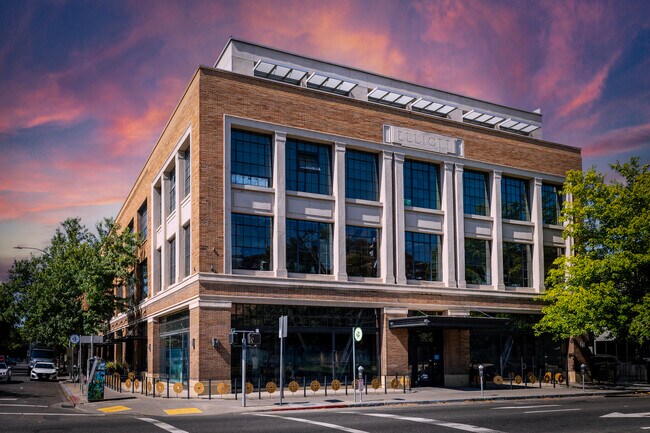 More details for 1530 J St, Sacramento, CA - Retail to Rent