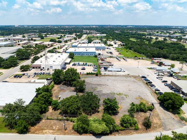 2180 S Pipeline Rd, Euless, TX for sale - Building Photo - Image 1 of 15