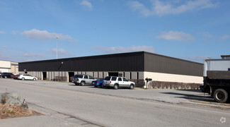 More details for 10655-10667 Andrade Dr, Zionsville, IN - Light Industrial for Rent