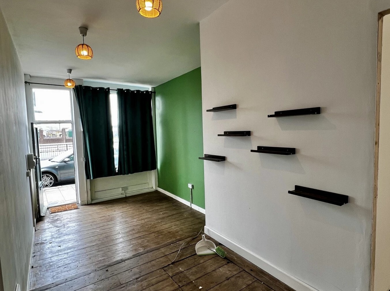 143-144 Snargate St, Dover to rent Interior Photo- Image 1 of 3