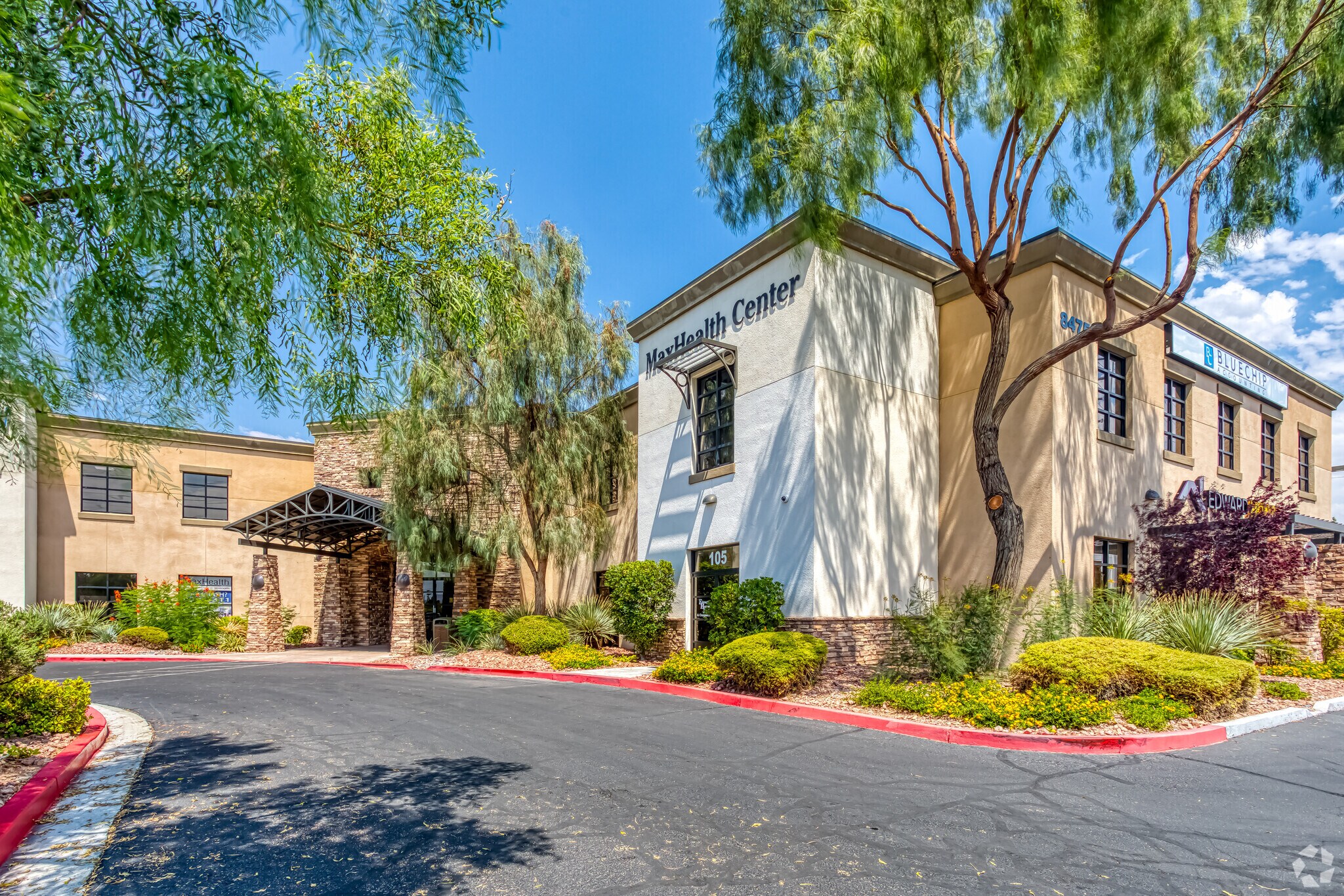 8475 S Eastern Ave, Las Vegas, NV to rent Building Photo- Image 1 of 6