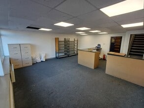 Mark Rd, Hemel Hempstead to rent Interior Photo- Image 1 of 4