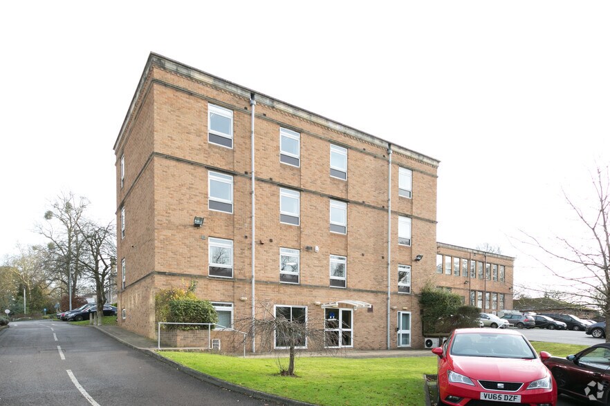 Whittington Hall, Worcester, WR5 2ZX Evesham House UK