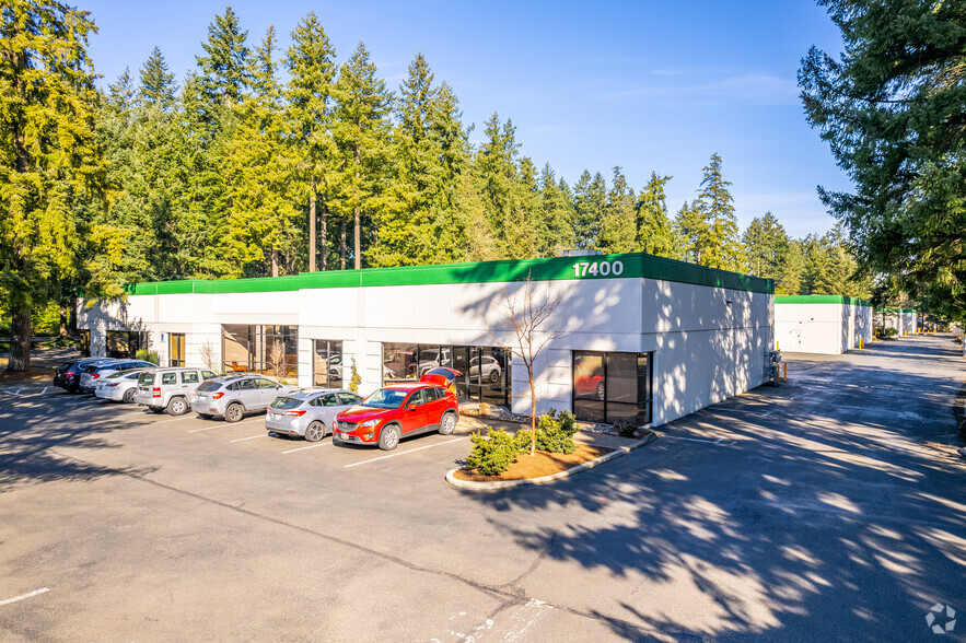 17400 SW Upper Boones Ferry Rd, Portland, OR for rent - Building Photo - Image 2 of 6