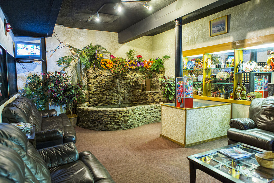 1301 Martha Berry Blvd, Rome, GA for sale - Lobby - Image 1 of 1