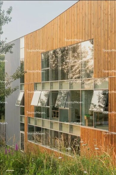 Office in Anglet to rent - Building Photo - Image 2 of 5