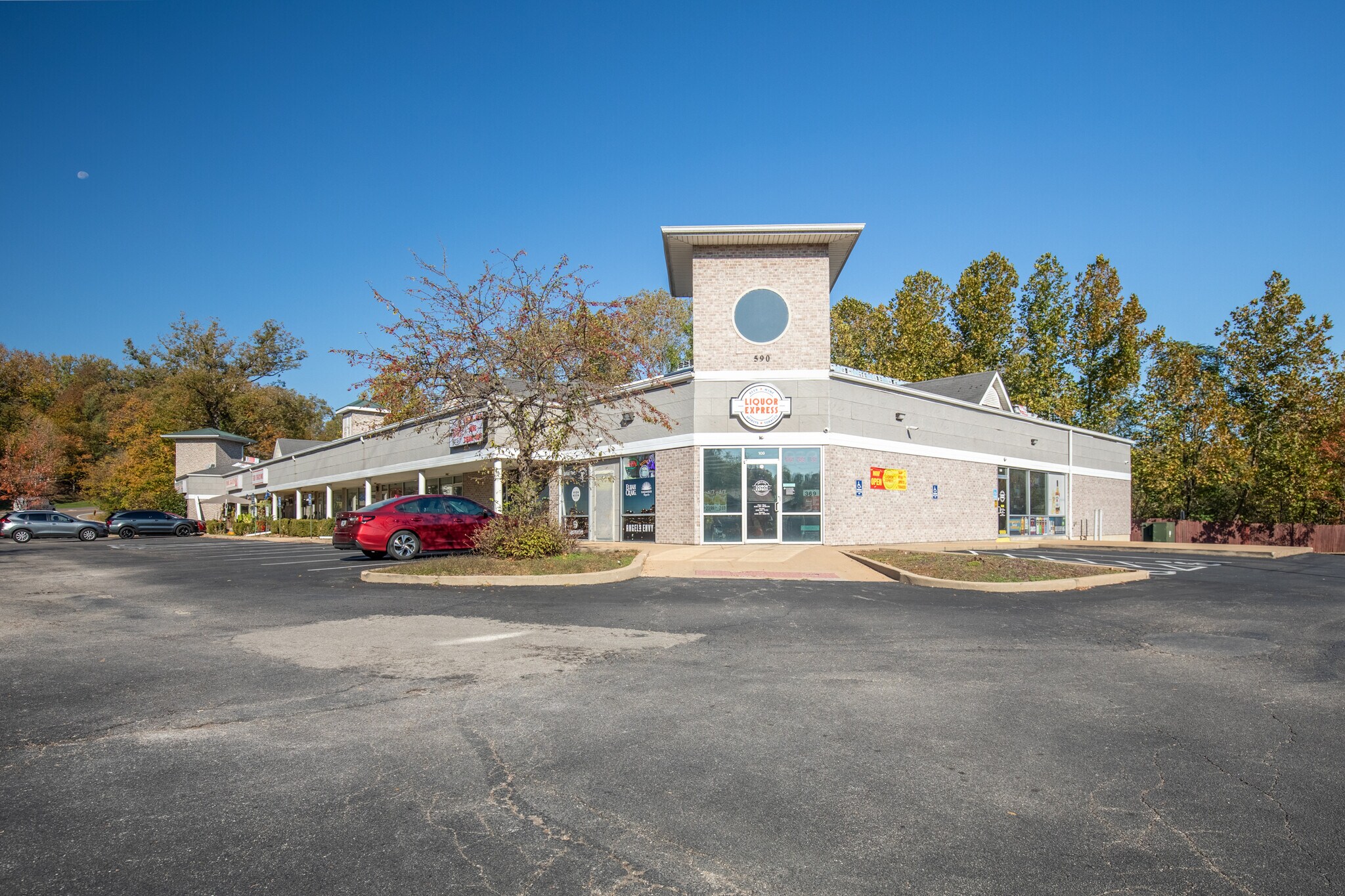 590 Vance Rd, Valley Park, MO to rent Building Photo- Image 1 of 10