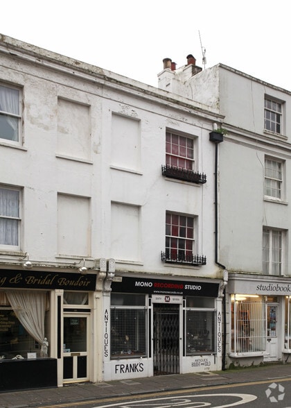 67 St James's St, Brighton to rent - Building Photo - Image 2 of 2