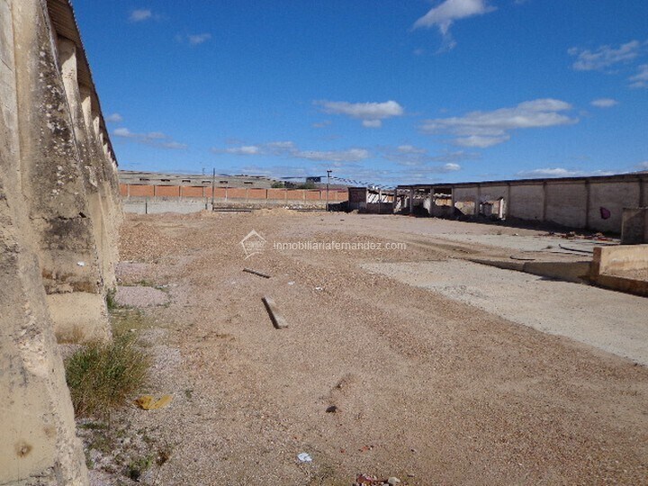 Land in Cáceres, Cáceres for sale Primary Photo- Image 1 of 7