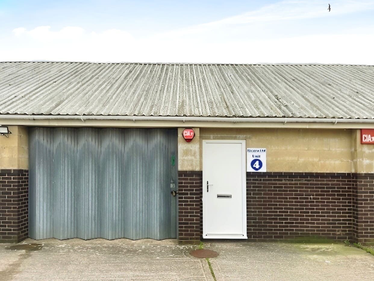 Gloucester Rd, Littlehampton for sale Building Photo- Image 1 of 1