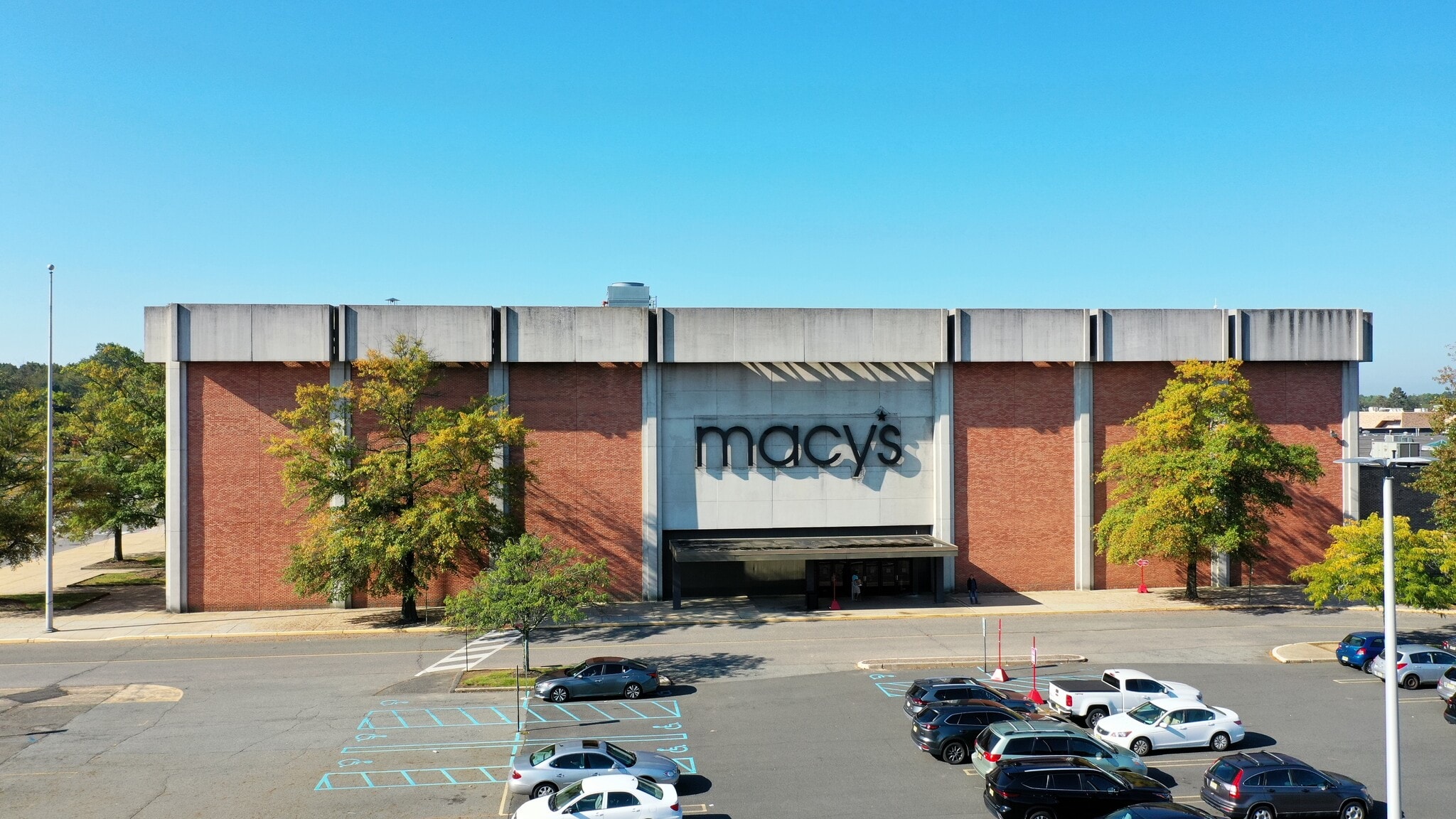 755 State Route 18, East Brunswick, NJ to rent Building Photo- Image 1 of 9