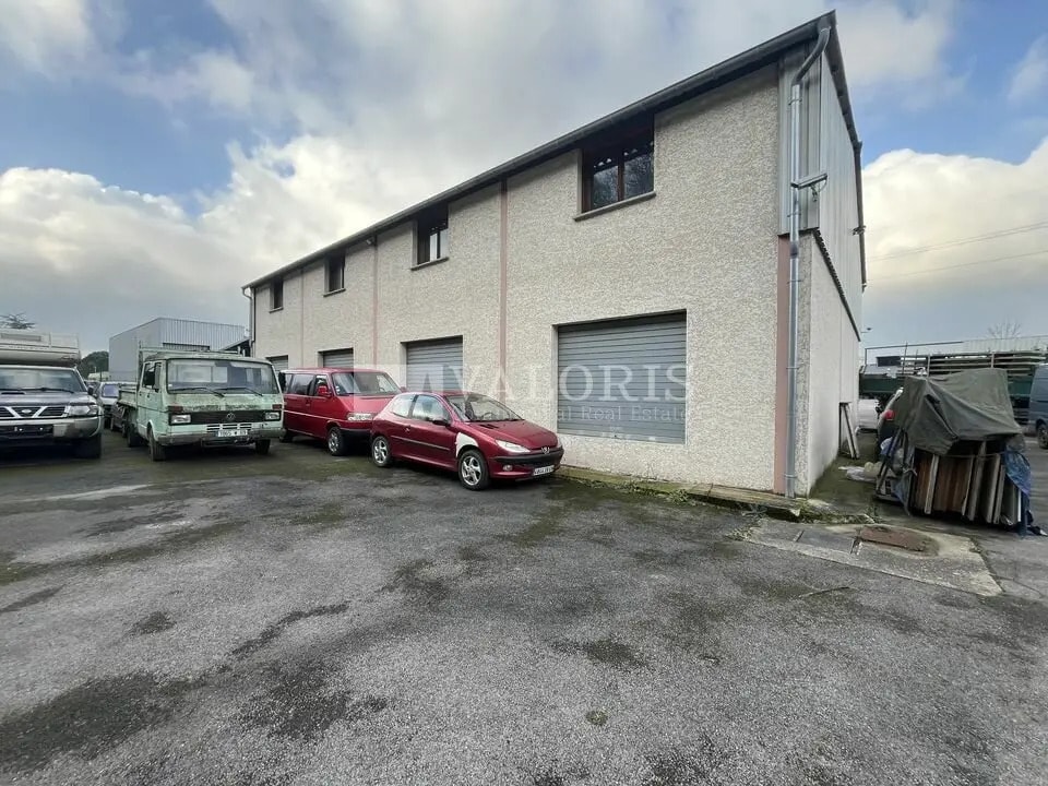 Light Industrial in Marcilly-d'Azergues for sale Building Photo- Image 1 of 8