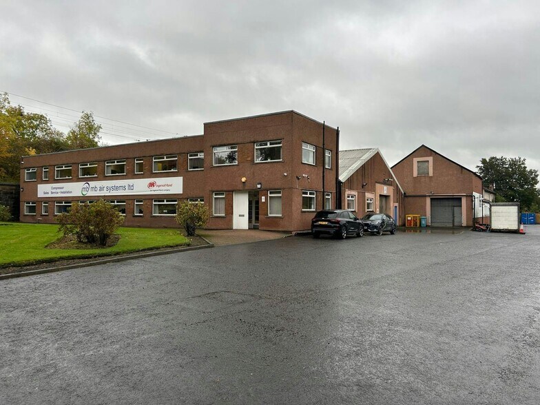 149 Glasgow Rd, Wishaw to rent - Building Photo - Image 2 of 3