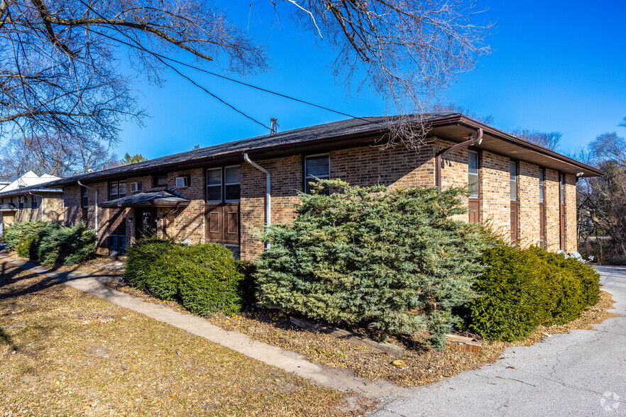 6657-6671 NW 6th Dr, Des Moines, IA for sale - Building Photo - Image 2 of 4