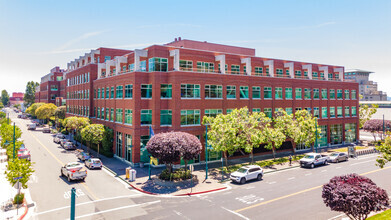 5885 Hollis St, Emeryville, CA for rent Building Photo- Image 1 of 8