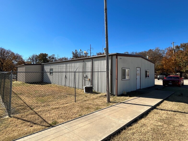 41805 Wolverine Rd, Shawnee, OK for sale - Primary Photo - Image 1 of 9