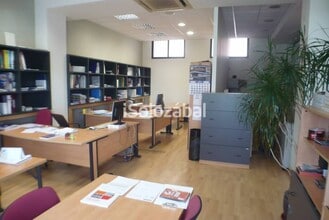 Office / Retail in Logroño, La Rioja to rent Interior Photo- Image 1 of 7
