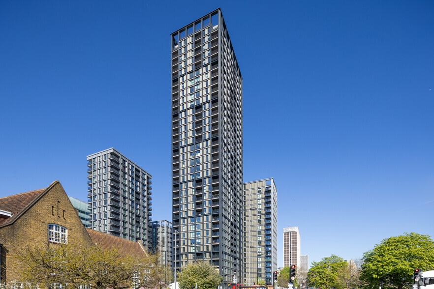 Park Ln, Croydon for sale - Primary Photo - Image 1 of 1