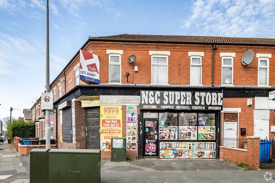 329 Great Cheetham St E, Salford to rent - Building Photo - Image 2 of 2