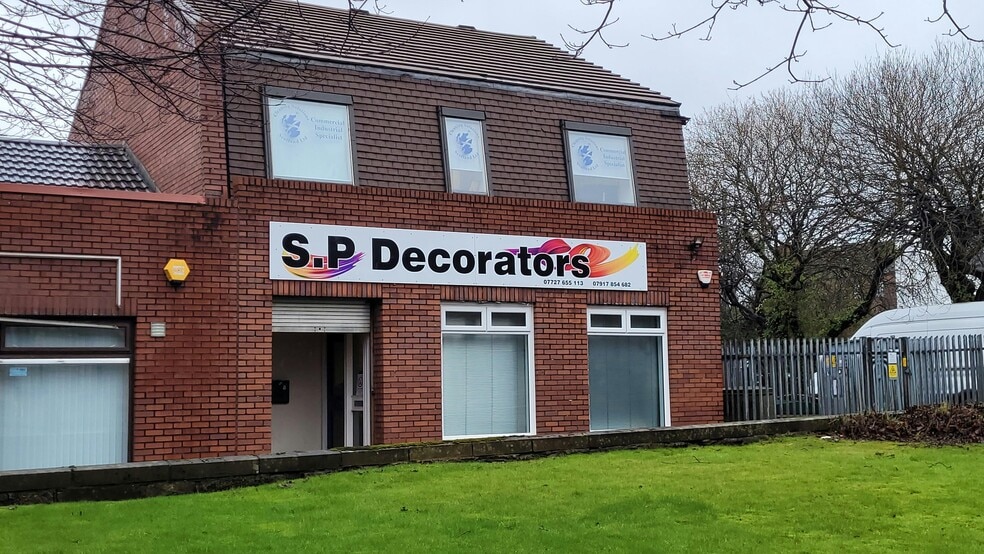 2 Miller St, Clydebank to rent - Building Photo - Image 1 of 4