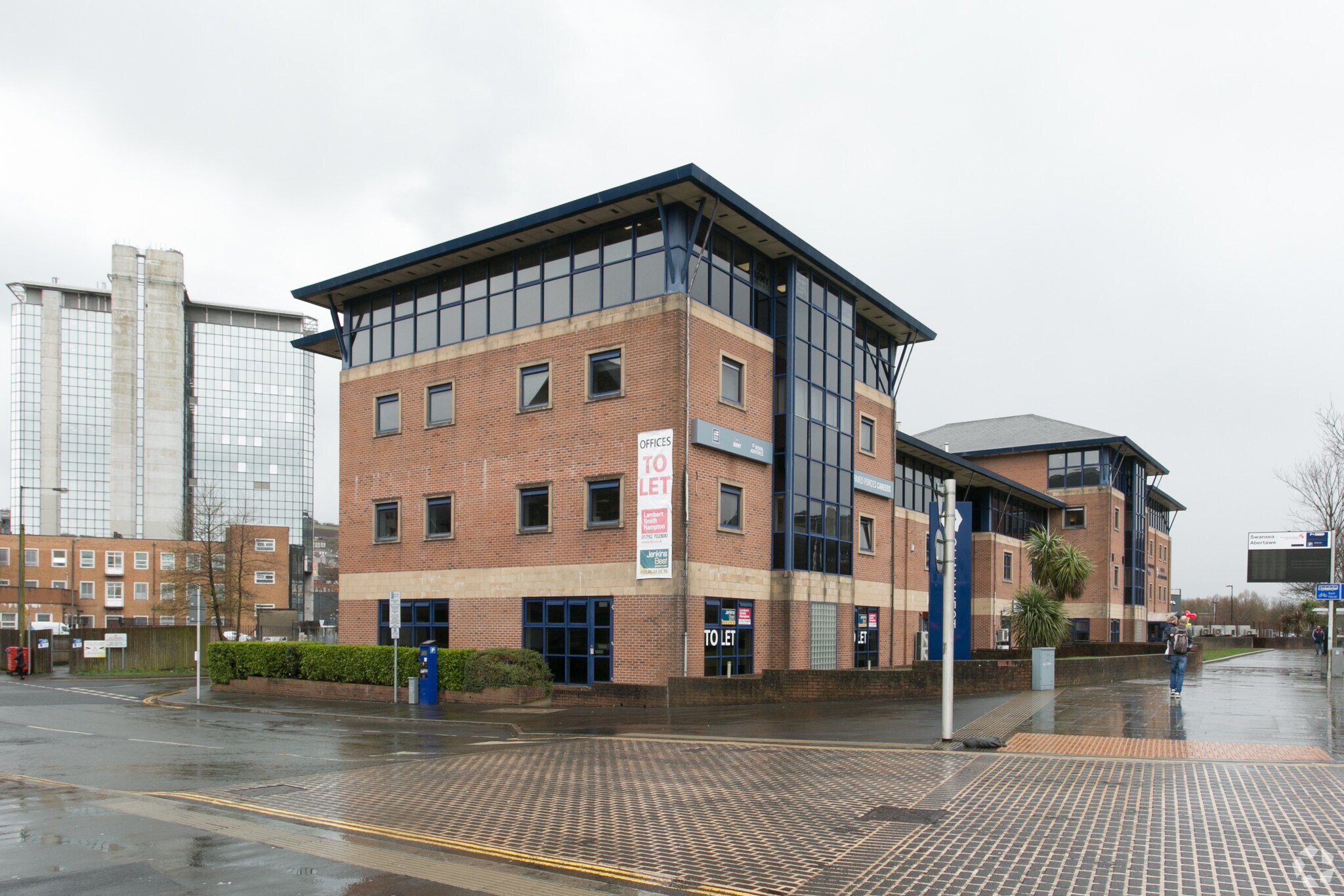 Quay Para, Swansea for sale Primary Photo- Image 1 of 1