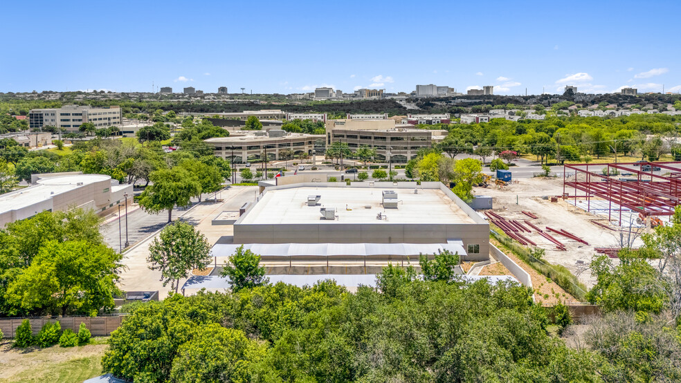 9153 Huebner Rd, San Antonio, TX for sale - Aerial - Image 3 of 4