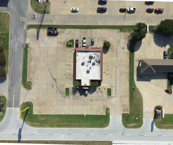 600 S George Nigh Expy, Mcalester, OK for sale - Building Photo - Image 2 of 5