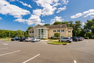 226 Middle Rd, Hazlet, NJ for rent Building Photo- Image 2 of 15